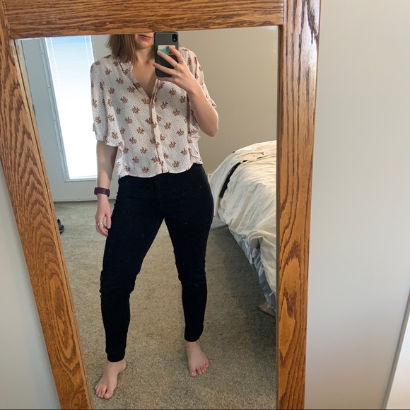 Floral print short sleeve blouse with floaty sleeves - Forever 21 size Large - Picture 8 of 8